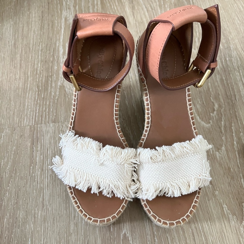 Beautiful Chloe wedge